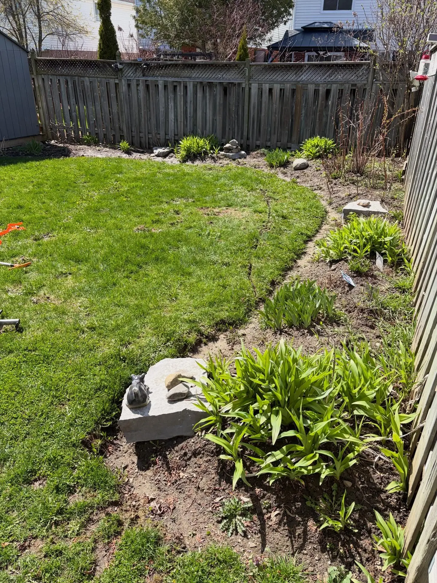 We spent the day giving these garden beds spring treatment that they deserve: a deep natural edge, full de-weeding, and a…