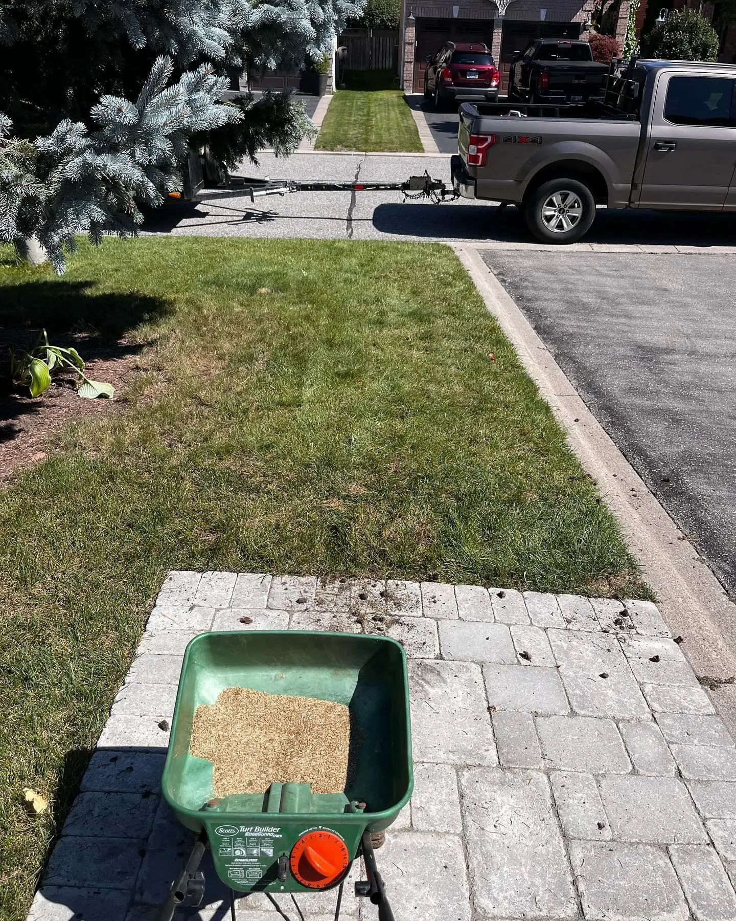 Aeration, overseeding, and top dressing jobs from this week across Durham Region Message us today to lock in your spot…
